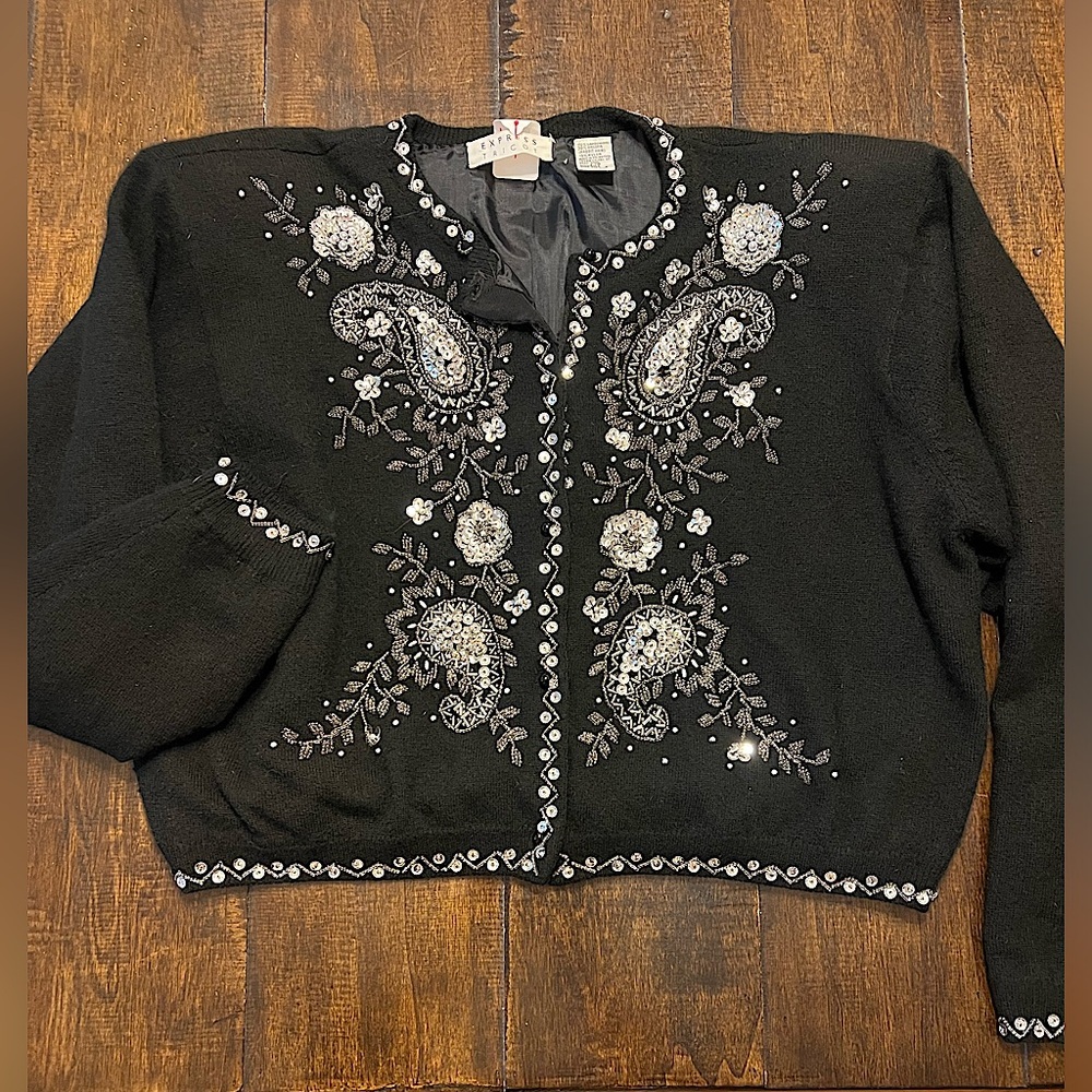 V I N T A G E 80's Beaded and Sequined Cropped Cardigan Sweater - Picture 2 of 7